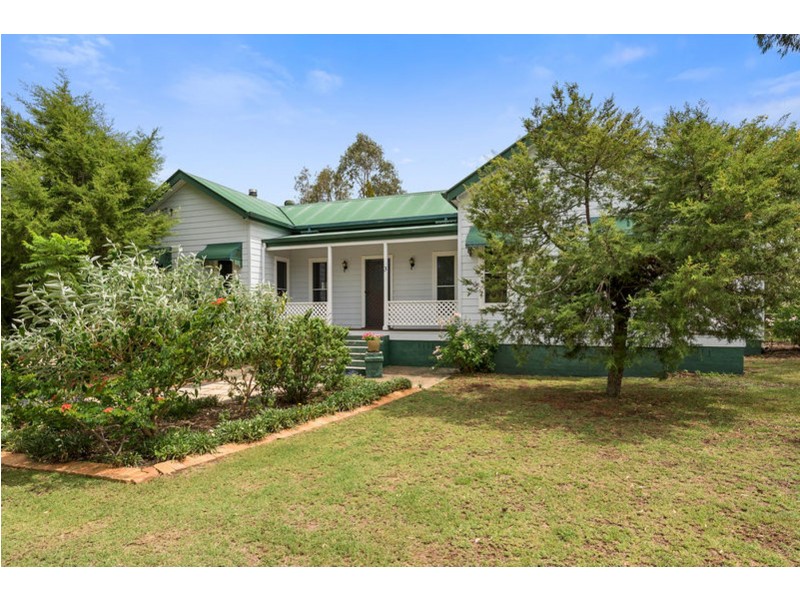3 Kann Street, Goombungee QLD 4354