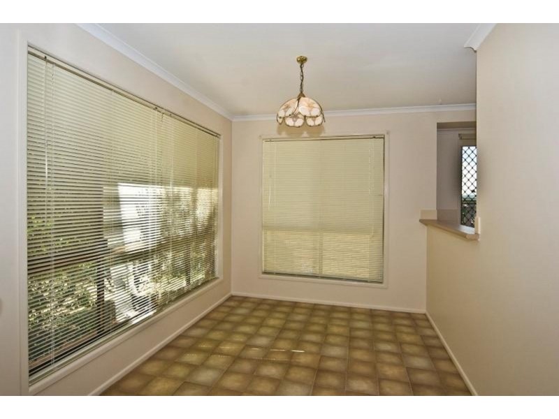 12 Heather Street, Kearneys Spring QLD 4350