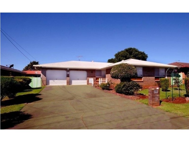 16 Arabian Street, Harristown QLD 4350