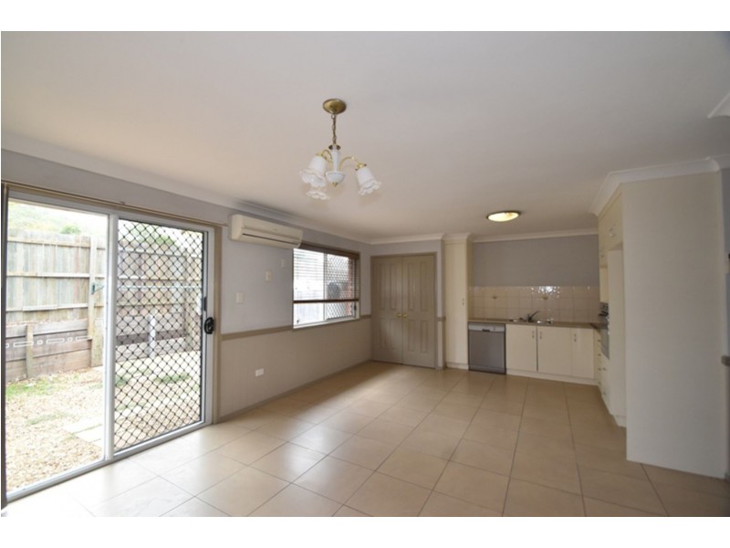 4/9 Hirst Street, Greenmount QLD 4359