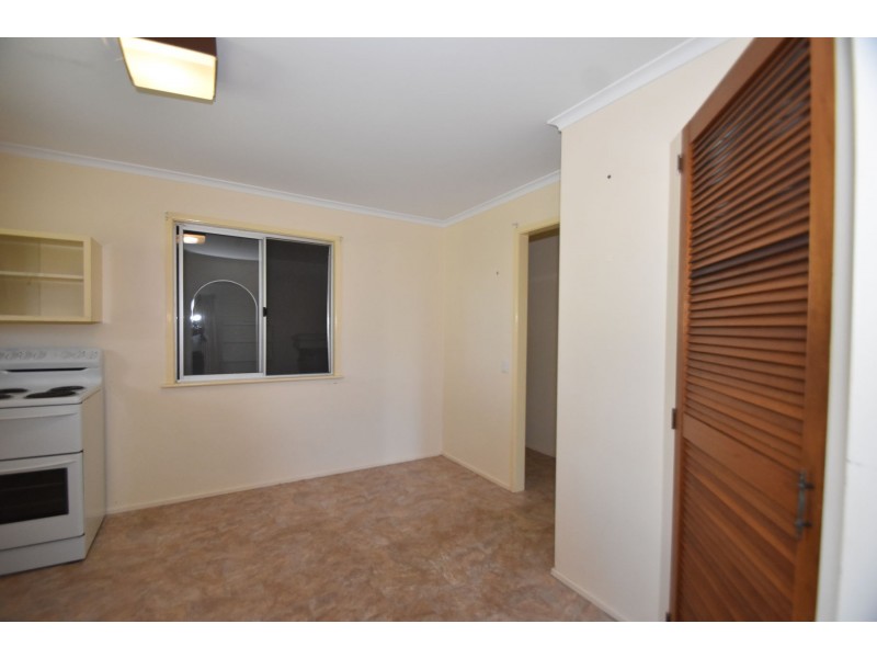 2/18a Ladner Street, Drayton QLD 4350