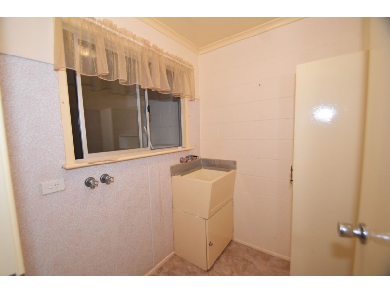 2/18a Ladner Street, Drayton QLD 4350