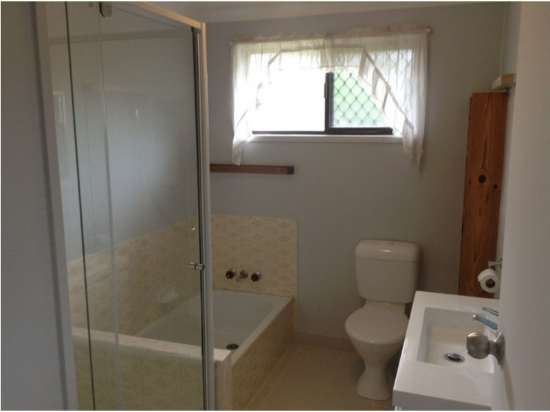 3 Oxford Court, Darling Heights QLD 4350