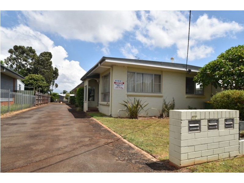 2/30 Wilma Street, Centenary Heights QLD 4350