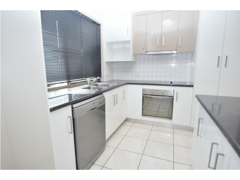 2/48 Cortess Street, Harristown QLD 4350