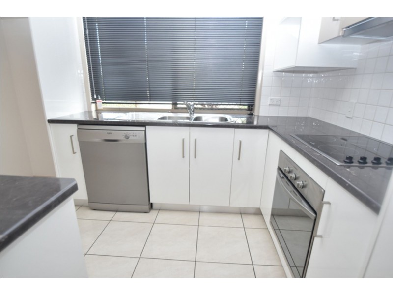 2/48 Cortess Street, Harristown QLD 4350