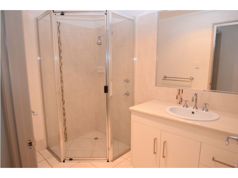 2/48 Cortess Street, Harristown QLD 4350