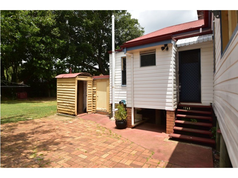 128 Hume Street, East Toowoomba QLD 4350