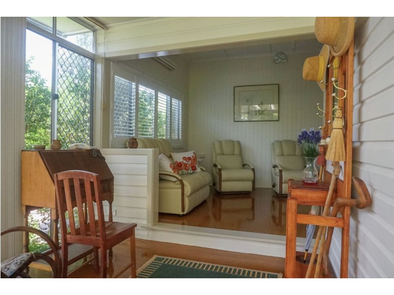 19 Weetwood Street, Newtown QLD 4350