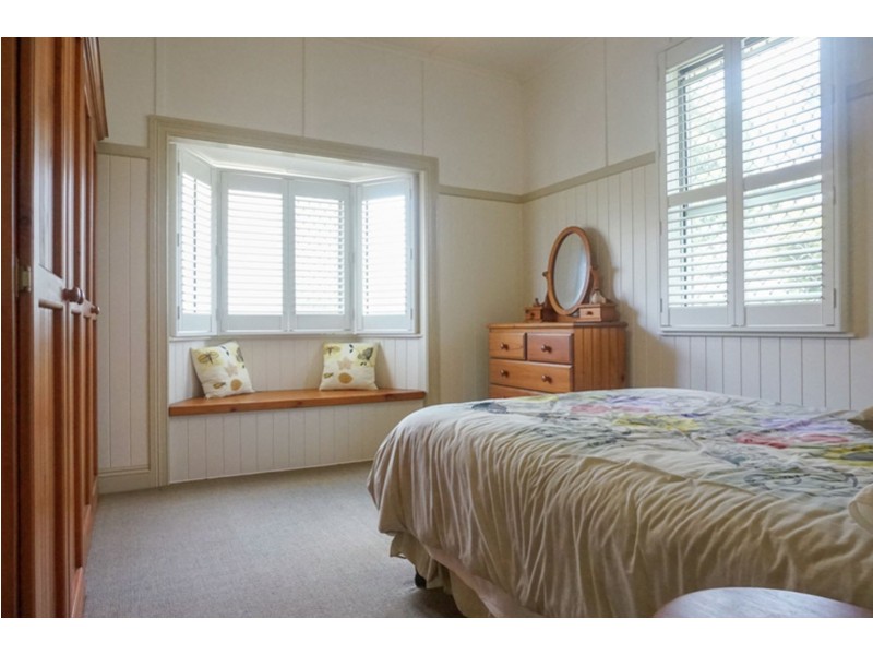 19 Weetwood Street, Newtown QLD 4350