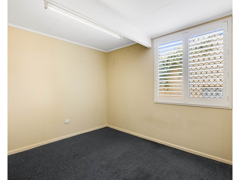 55 Sardon Street, Centenary Heights QLD 4350