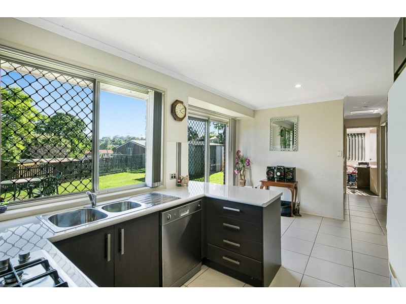 6 Miranda Drive, Wilsonton Heights QLD 4350