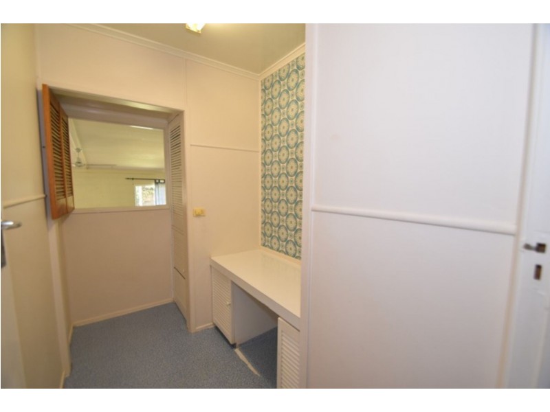 12 Butt Street, Harristown QLD 4350