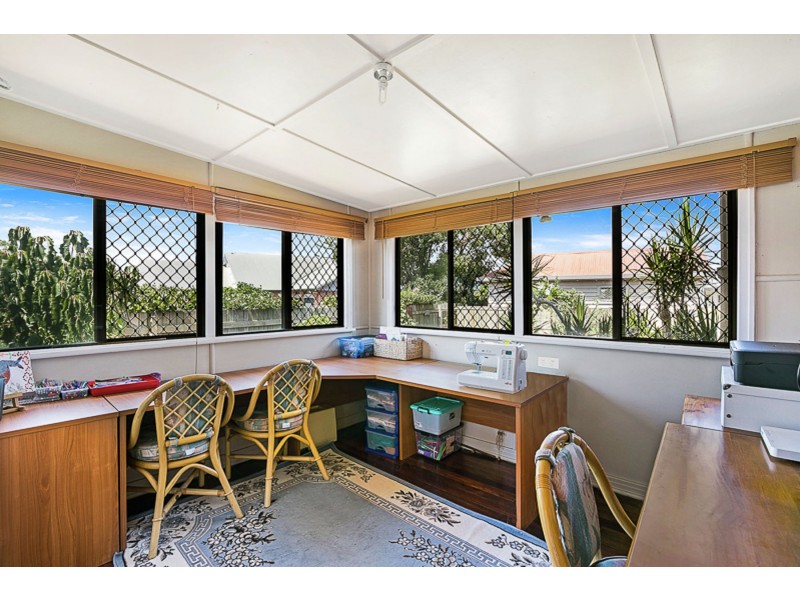 56 Drayton Road, Harristown QLD 4350