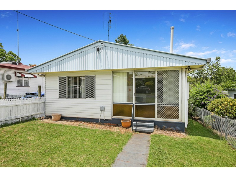 24 Shiel Street, Rangeville QLD 4350