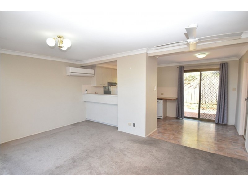 7/251 Herries Street, Newtown QLD 4350