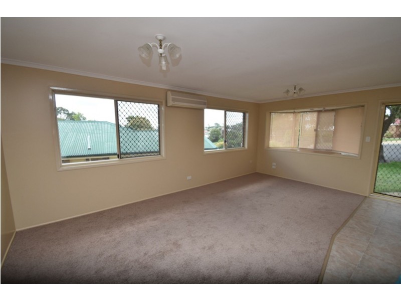 4 Nolan Court, Darling Heights QLD 4350