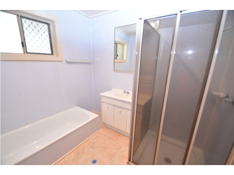 4 Nolan Court, Darling Heights QLD 4350