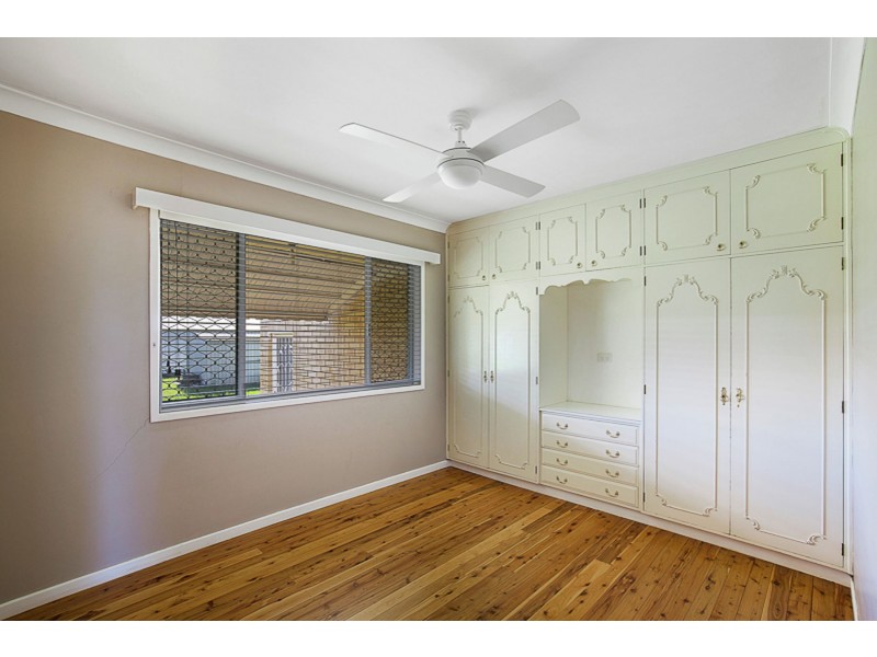 8 West Street, Oakey QLD 4401