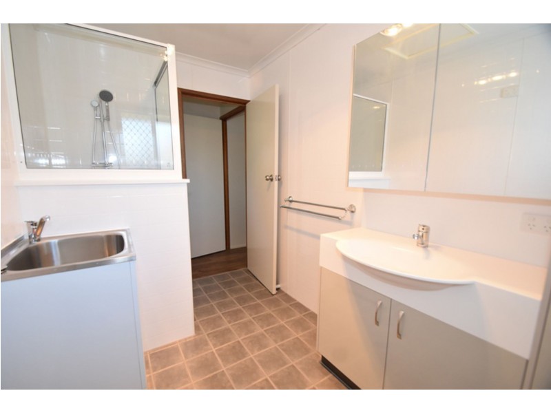 1/16 Behland Street, Kearneys Spring QLD 4350