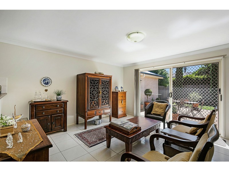 2/14 Village Court, Glenvale QLD 4350