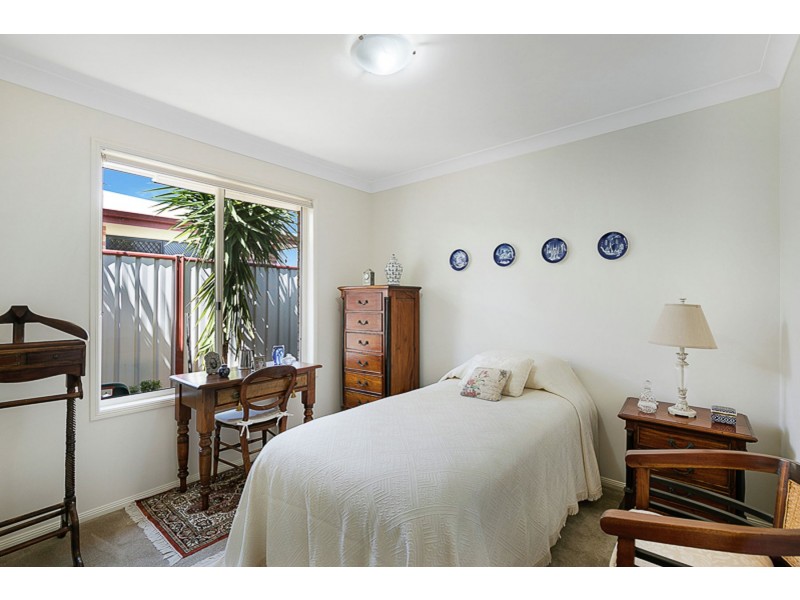 2/14 Village Court, Glenvale QLD 4350