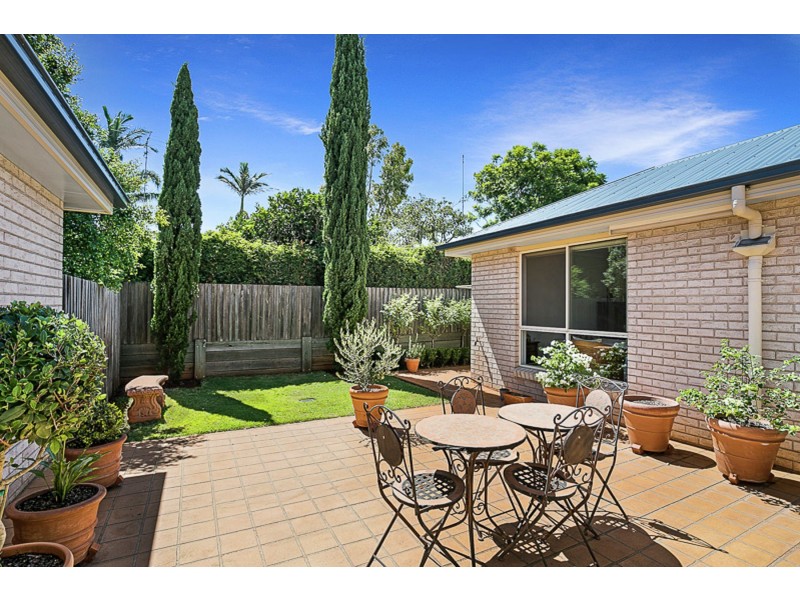 2/14 Village Court, Glenvale QLD 4350