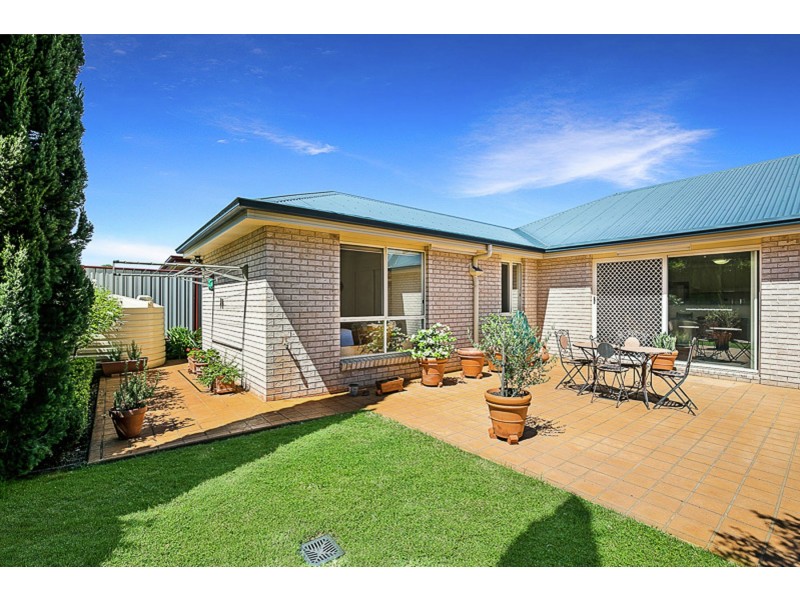 2/14 Village Court, Glenvale QLD 4350