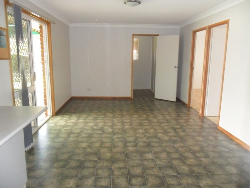 38 Riethmuller Street, Kearneys Spring QLD 4350