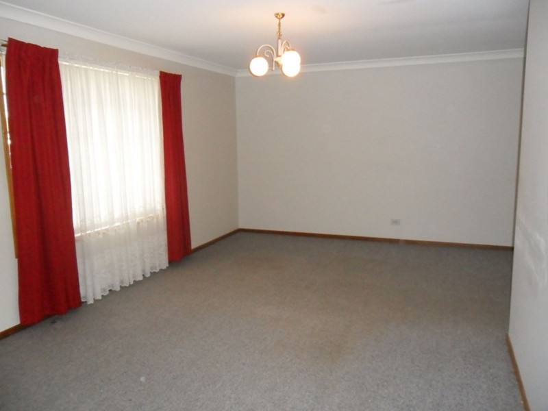 38 Riethmuller Street, Kearneys Spring QLD 4350