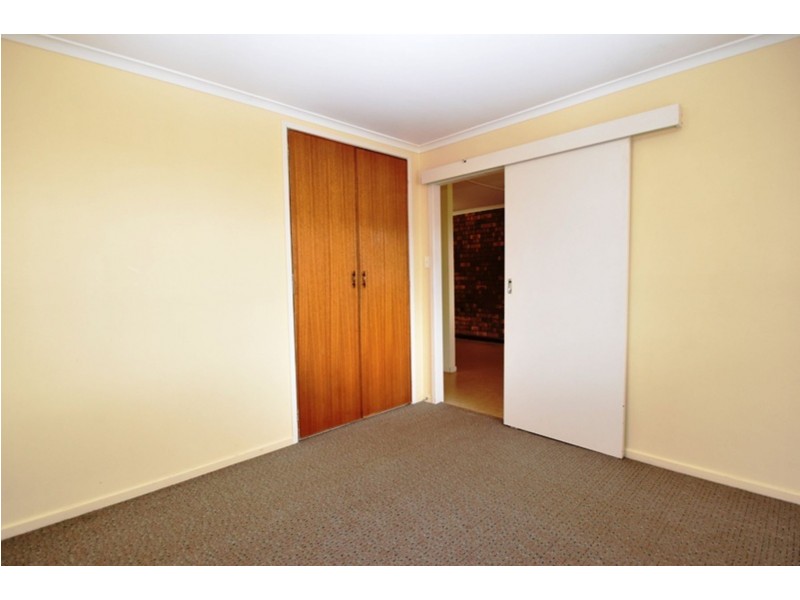 2/8 Marigold Street, Centenary Heights QLD 4350