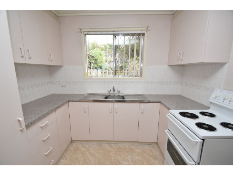 3/19 Ascot Street, Newtown QLD 4350