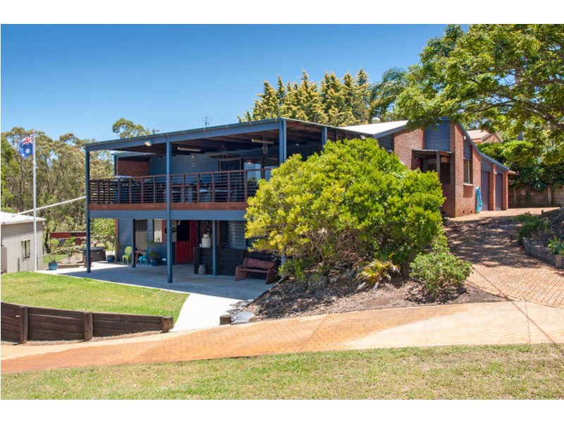 14 Vera Drive, Top Camp QLD 4350