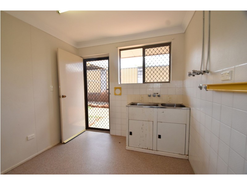 3 Elliott Street, Kearneys Spring QLD 4350