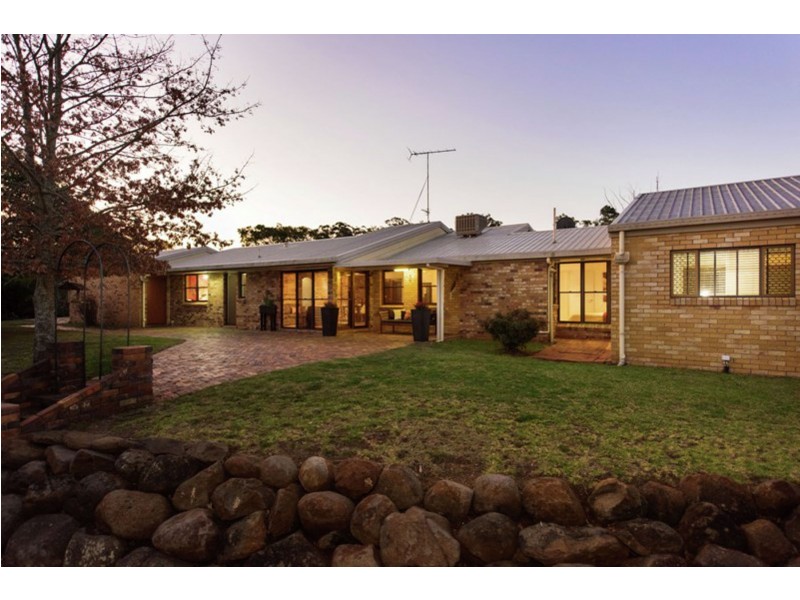 281 Kearney Street, Top Camp QLD 4350
