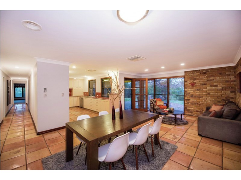 281 Kearney Street, Top Camp QLD 4350