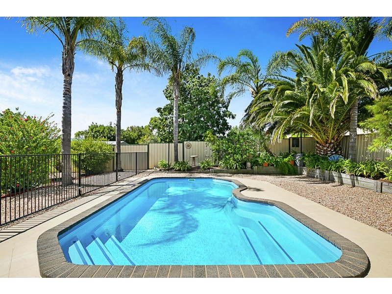 17 Isaac Street, Westbrook QLD 4350