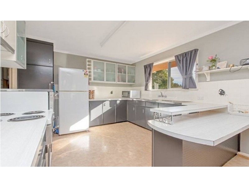 5 Brown Street, Rockville QLD 4350