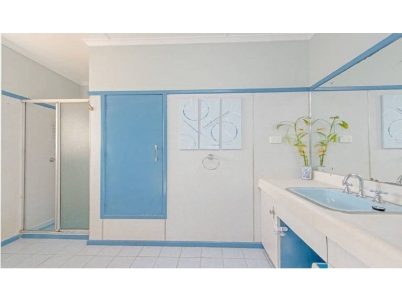 5 Brown Street, Rockville QLD 4350