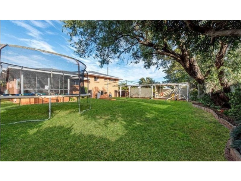 5 Brown Street, Rockville QLD 4350