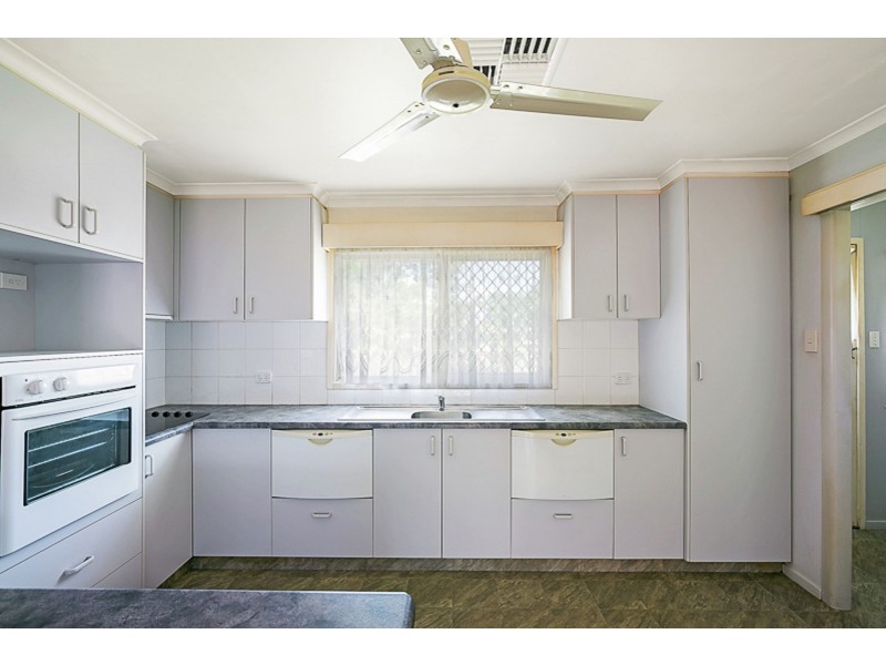 4 Challenor Street, Rockville QLD 4350