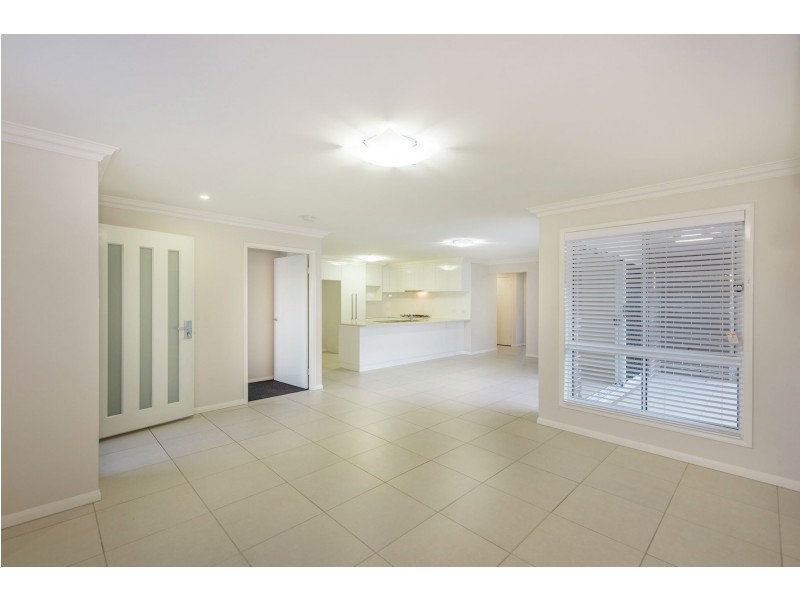 2/72A Cortess Street, Harristown QLD 4350