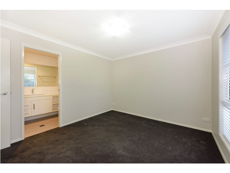 2/72A Cortess Street, Harristown QLD 4350