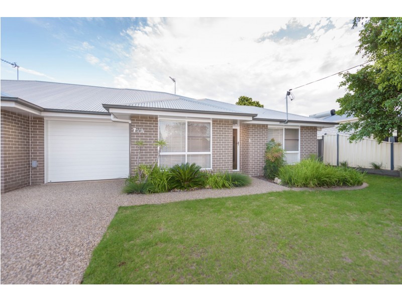2/72A Cortess Street, Harristown QLD 4350
