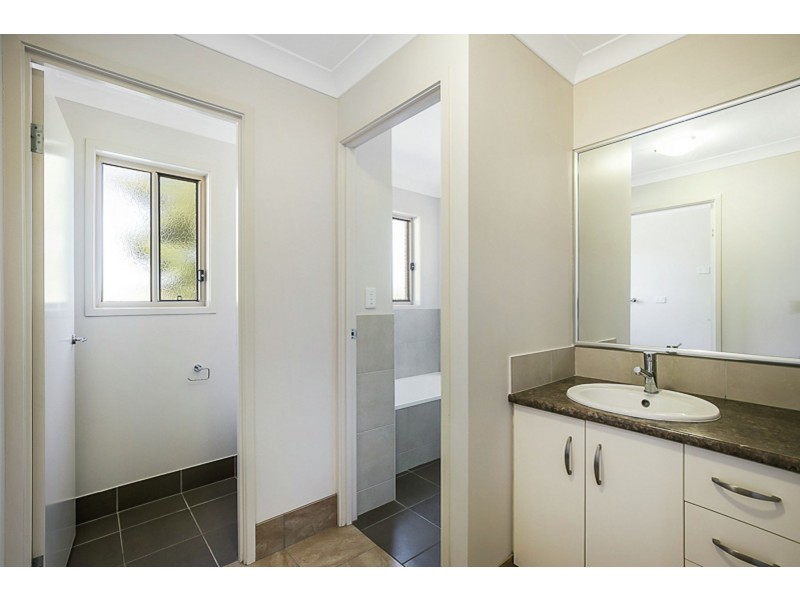 106 Main Street, Westbrook QLD 4350