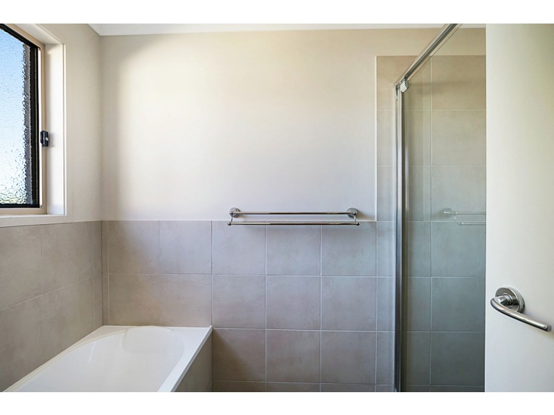 106 Main Street, Westbrook QLD 4350