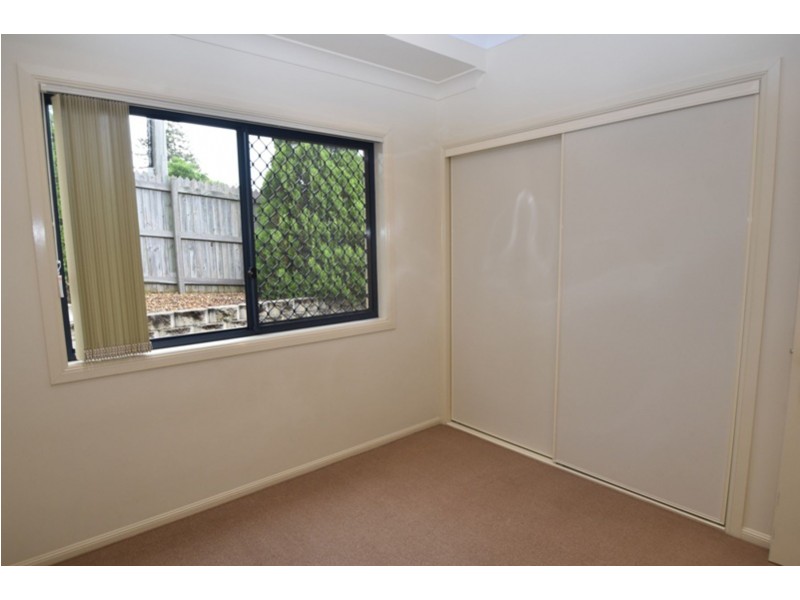 2/18 Cortess Street, Kearneys Spring QLD 4350