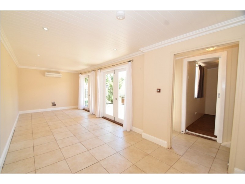 9 Partridge Street, North Toowoomba QLD 4350