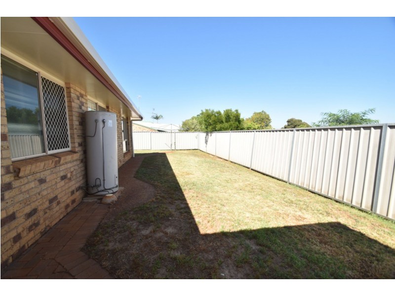 9 Dalzell Crescent, Darling Heights QLD 4350