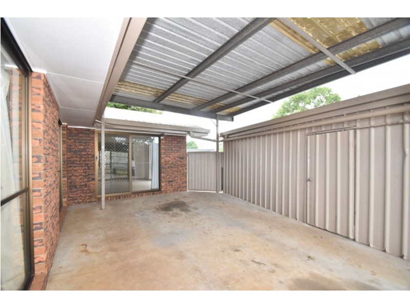 6 Orlando Court, Wilsonton Heights QLD 4350